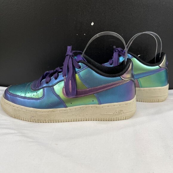 Nike Air Force 1 Boy's Blue Holographic Low Top Sneakers Size 5Y SKU 6115 - Picture 5 of 8
